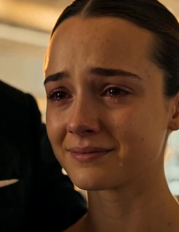 She Made the Young Employee Cry—Then One Man Stepped In